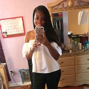 Meet your Posher, Ambria